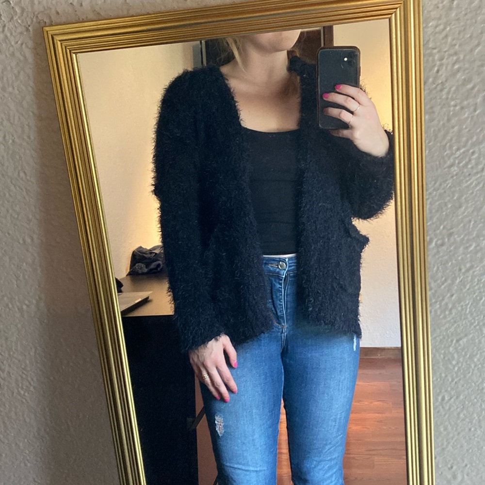 Hollister Cardigan